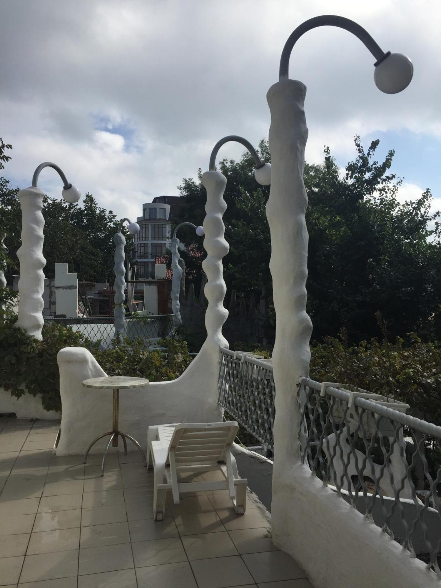 Jungle - Дом-Сказка У Моря Odesa Exterior photo