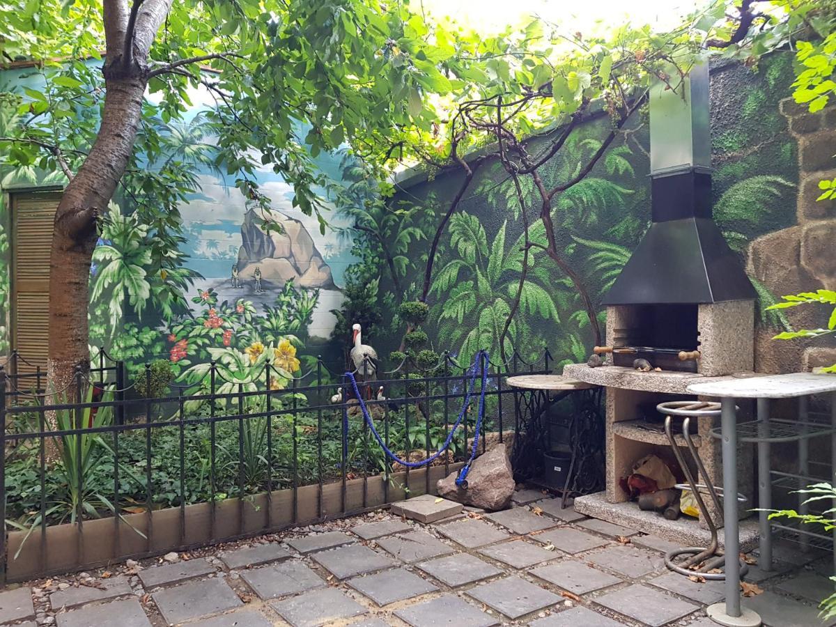 Jungle - Дом-Сказка У Моря Odesa Exterior photo